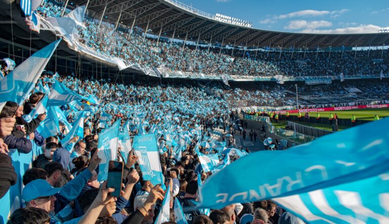 Racing a Semifinal de Libertadores
