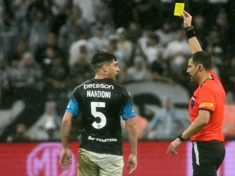 Nardoni en Racing con Corinthians llega al límite
