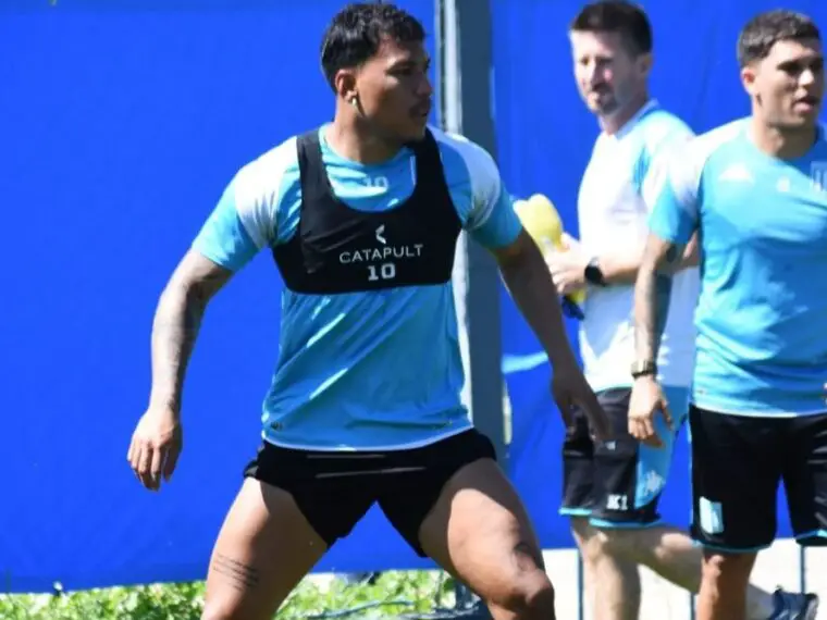 Roger Martínez en Racing con Corinthians