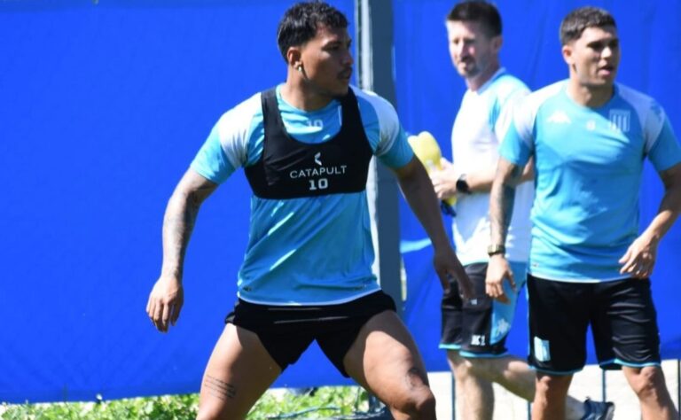 Roger Martínez en Racing con Corinthians
