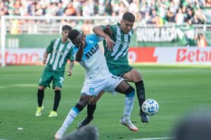 Racing obligadísimo: recibe a un Banfield que hace agua