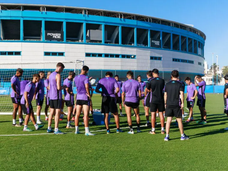 La formación de Racing con Colo Colo en el amistoso