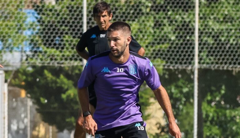 Vietto en Racing con Defensa y Justicia
