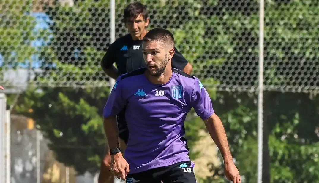 Vietto en Racing con Defensa y Justicia