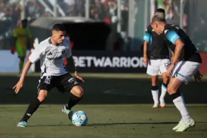 La ventaja de Racing en sus cruces con Colo Colo
