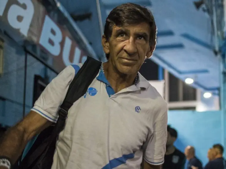 Costas en Racing con Tigre