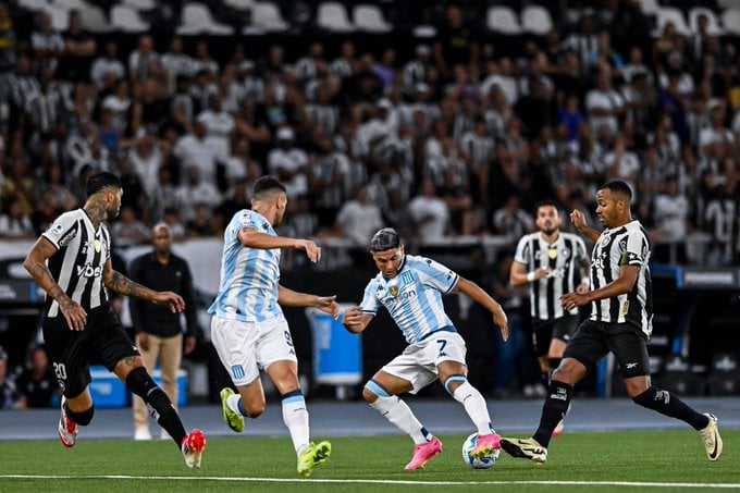 Racing en el plano internacional