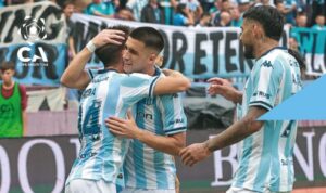 Racing jugó flojo, pero Salas le cambió la cara y lo ganó