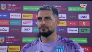Fuerte pedido de Arias en Racing de cara al clásico