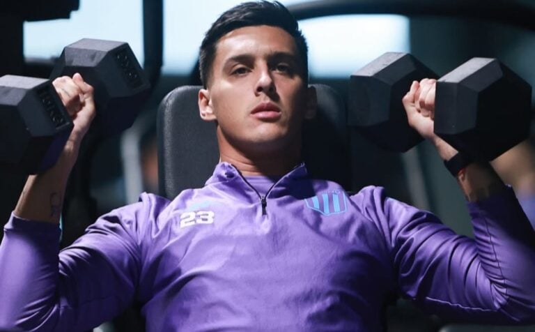 la formación de Racing con Bucaramanga y la duda de Colombo o Di Césare