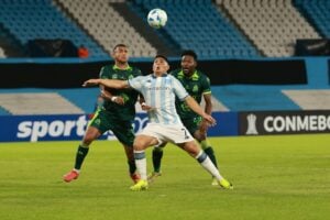 La última vez que Racing jugó sin público en el Cilindro