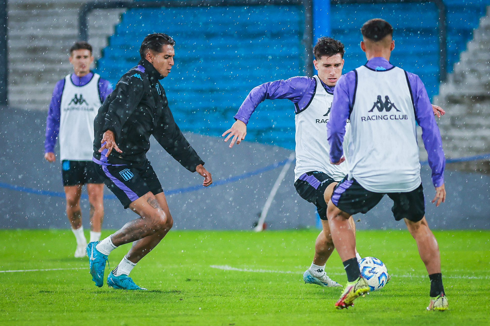 Racing con Central Córdoba
