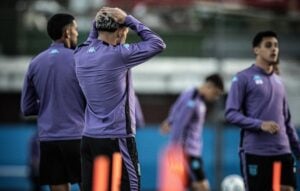 La formación que probó Costas en Racing pensando en River