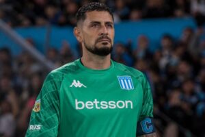 Exclusivo: Racing tomó una decisión sobre el futuro de Arias