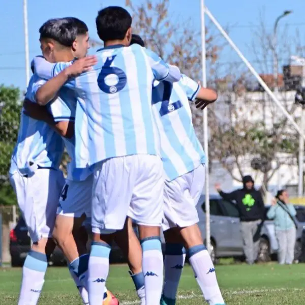 Sensación: líder y Goleada de la Séptima en Inferiores de Racing