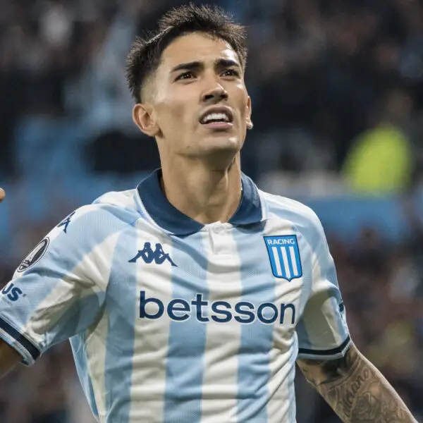 Sondeos por Santiago Solari y la posición de Racing en el mercado