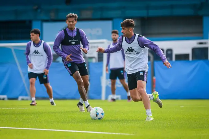 Racing con Fortaleza tendrá a Almendra o Richard.