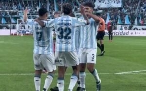 Contra Newell's, Racing llegó a una primera vez en el año