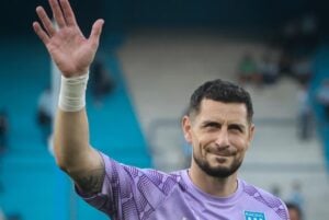Fortísimo nuevo respaldo deportivo de Racing a Arias
