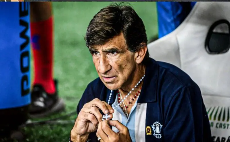 Costas quiere refuerzos para Racing