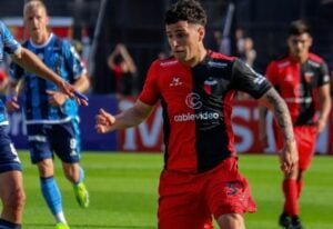 Racing sigue a un volante de Colón: ¿Quién es Alan Forneris?