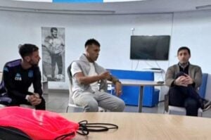 Lautaro Martínez, símbolo de Racing, puso a Milito en lo más alto