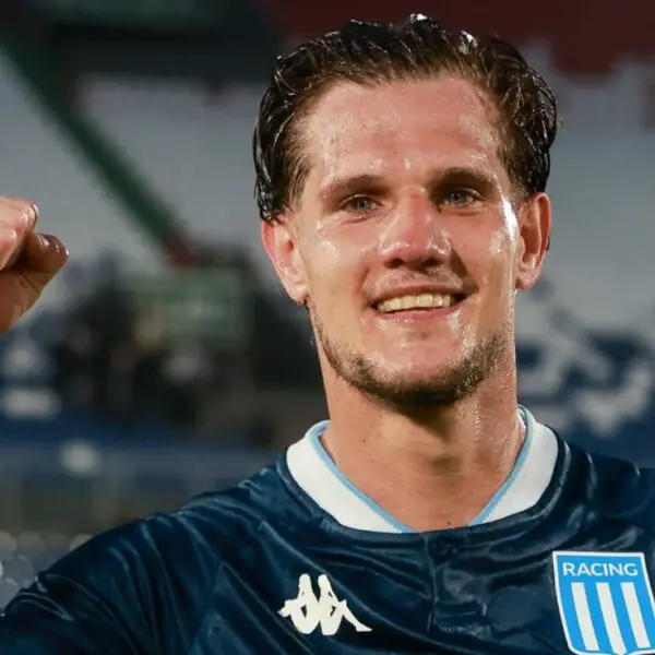La fuerte banca de Zuculini a Salas y su gratitud en Racing