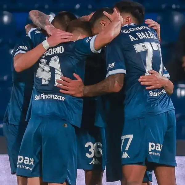 Además de Rojas, el otro defensor recuperado en Racing