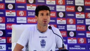 Cuándo asume Chirola Romero en Racing
