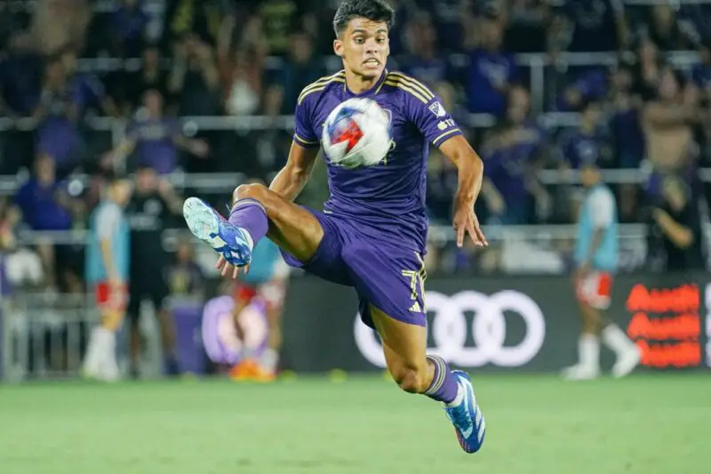 Ramiro Enrique refuerzo Racing