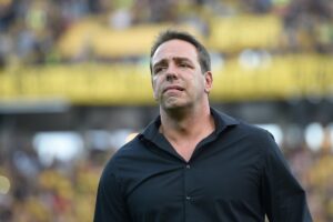 La reunión de Racing con Peñarol y un homenaje que se viene