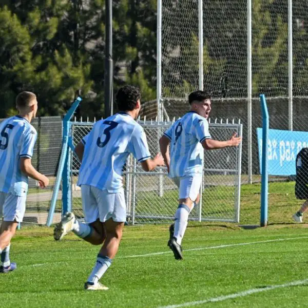 Racing completó la jornada pendiente ante Rosario Central