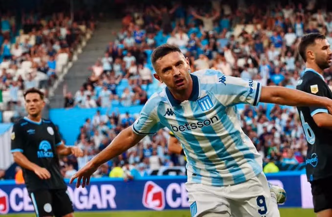 Racing Maravilla Martínez Boca