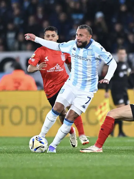Uno x Uno de Racing con Estudiantes