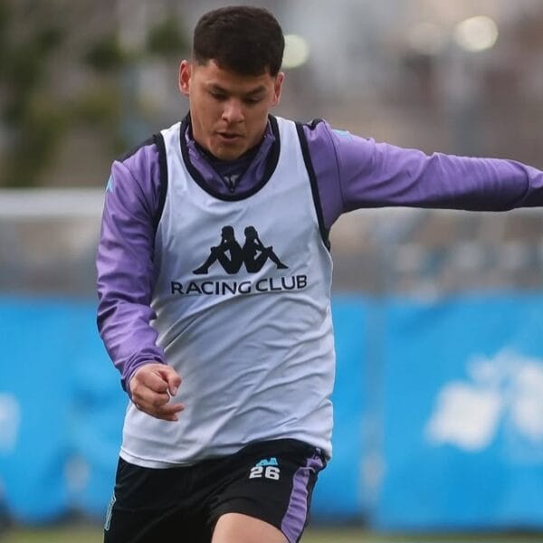 Racing rechazó oferta por Richard Sánchez y sigue esperando...