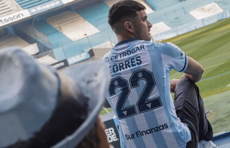 Racing Conechny Torres refuerzos
