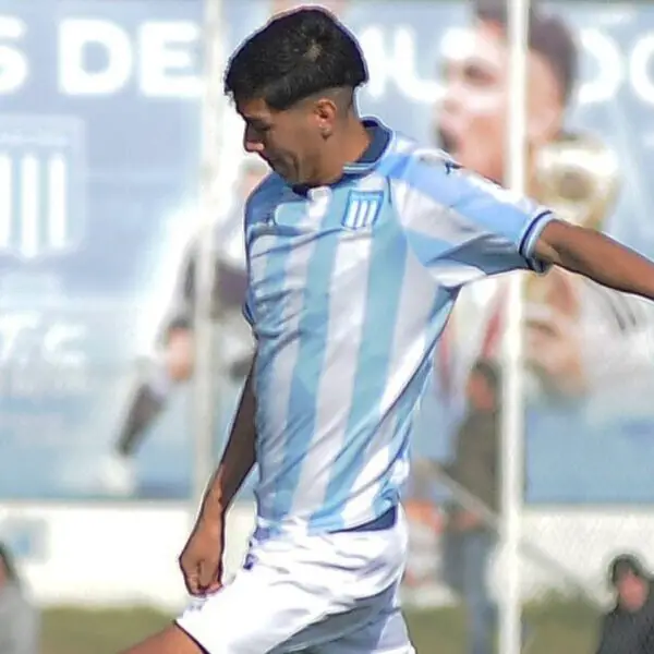 Un hat-trick y un doblete en Racing ante Godoy Cruz