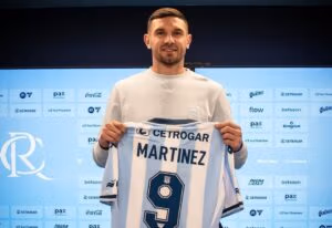 Gracias Salas por la renovación de Maravilla en Racing