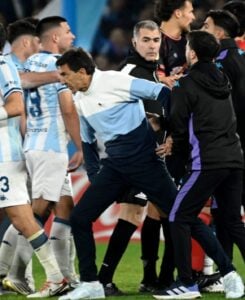 ¿Grave Sanción a Costas por Racing contra Barracas?