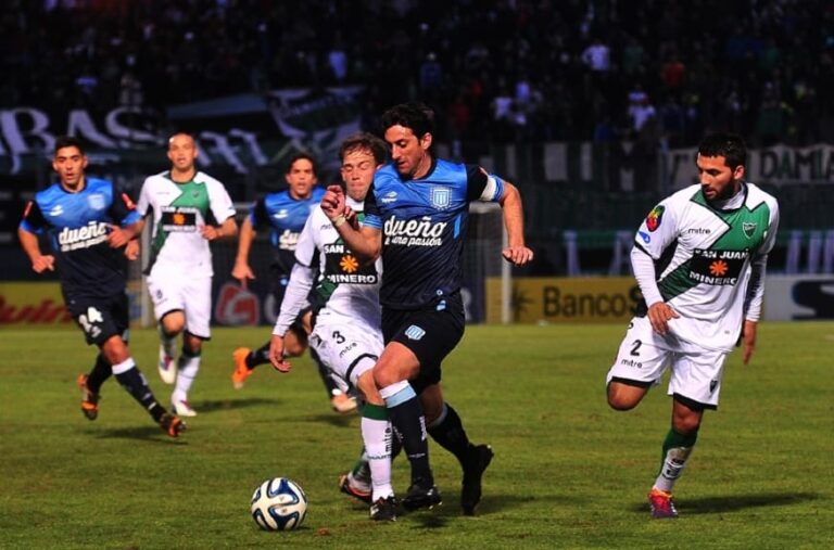 Racing en Copa Argentina viene de ganarle a San Martín