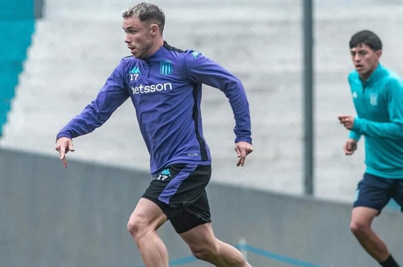 Conechny en Racing Banfield