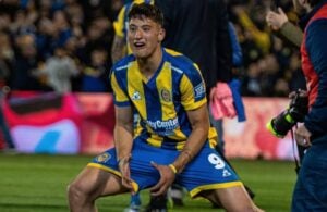 Alejo Véliz fue contundente con Maravilla, figura de Racing