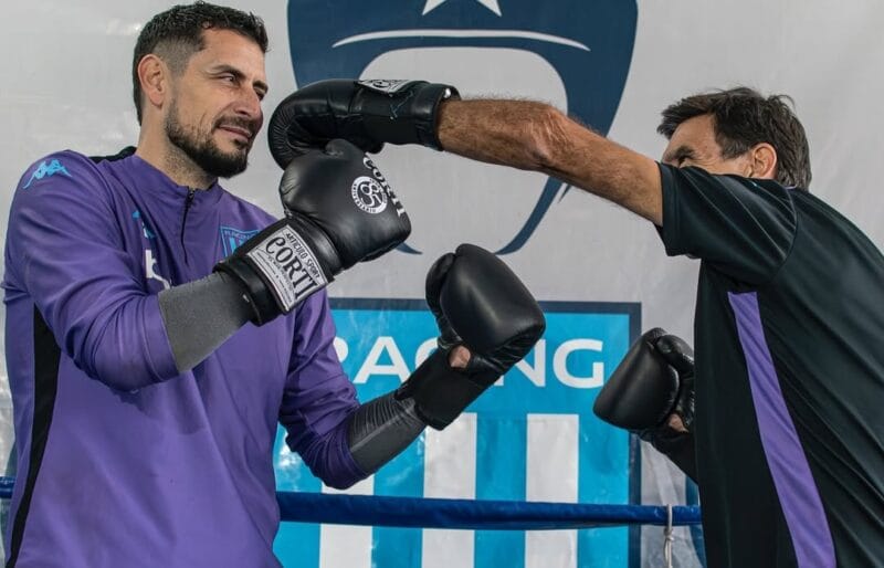 Arias en Racing con Banfield de titular