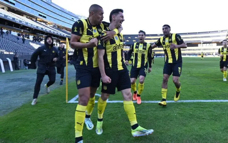 Racing Peñarol Aguirre Libertadores