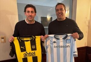 Enojo de la dirigencia de Peñarol con Racing