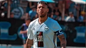 La llamativa explicación de Riestra, rival de Racing, sobre Céliz