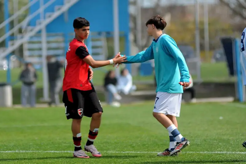 Racing pibes Newell's