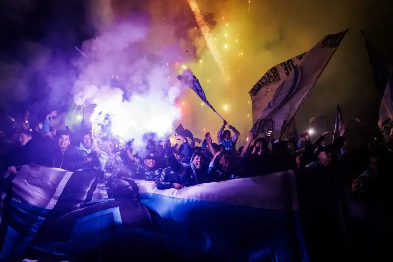 En banderazo en la previa de Racing con Vélez