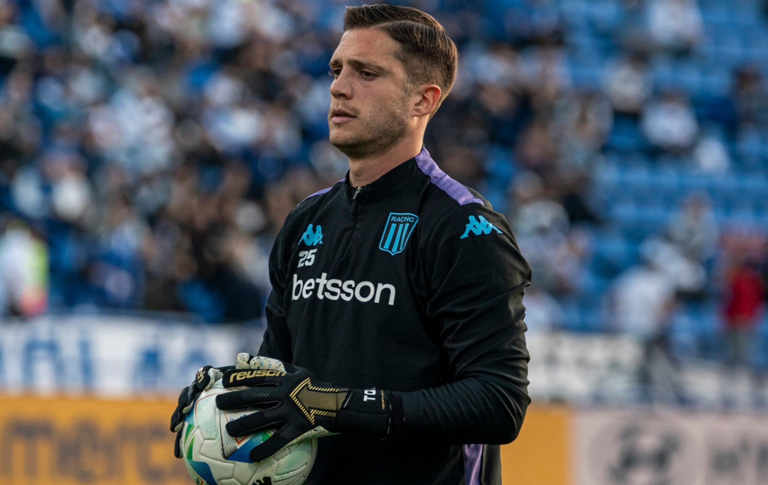 La formación de Racing con Huracán tendrá a Cambeses porque Arias está engripado