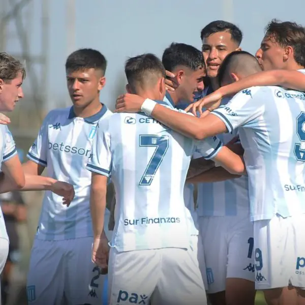 Racing le ganó bien a Colón y quebró una mala racha